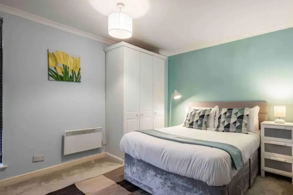 Apartment 1 Bedroom Flat With Free Parking London