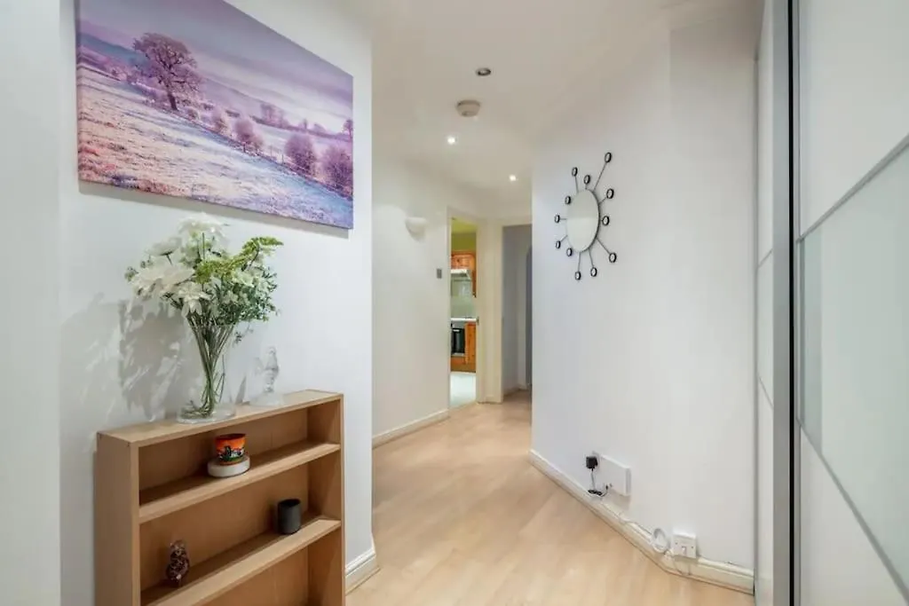 1 Bedroom Flat With Free Parking Londen Appartement